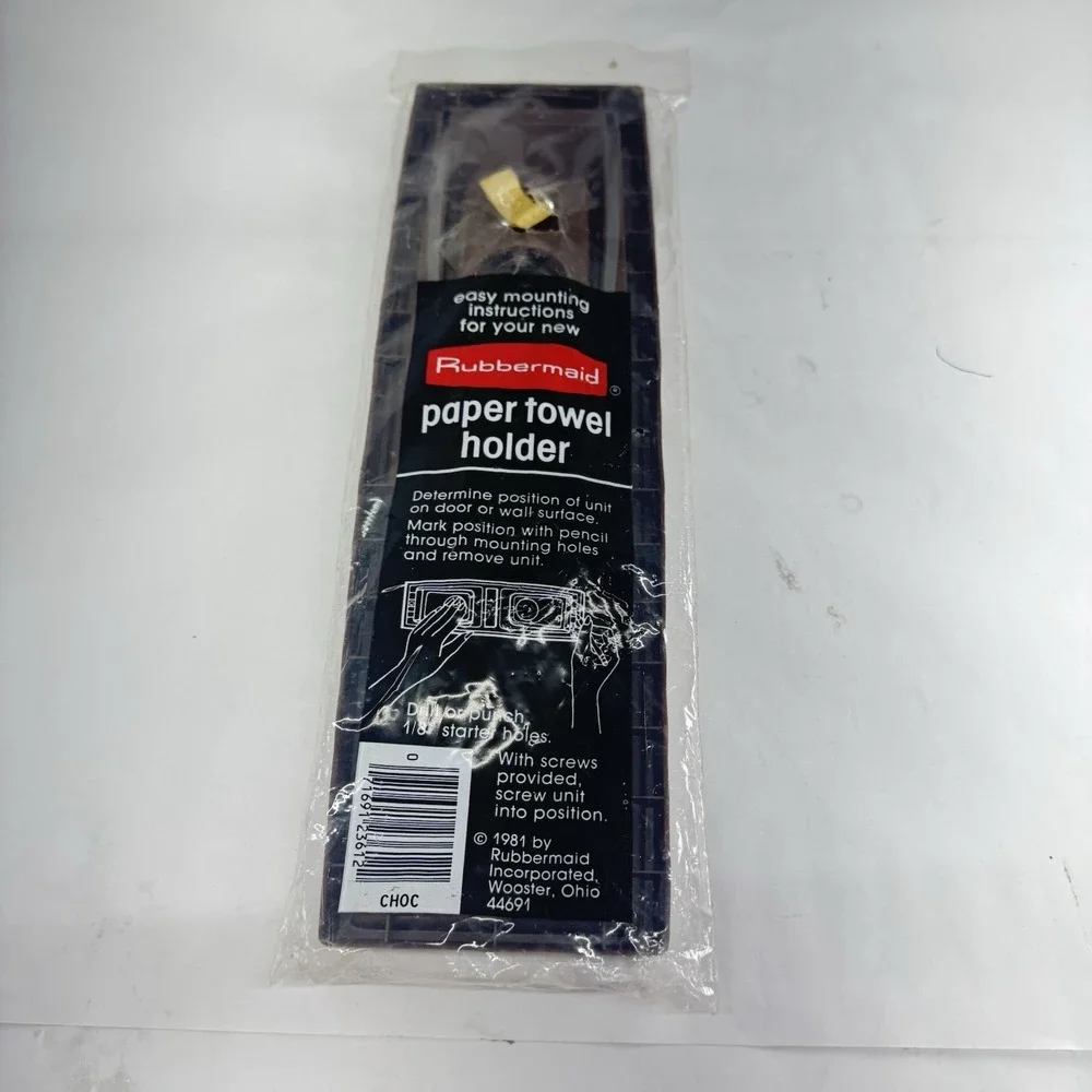 Rubbermaid Paper Towel Holder  Brown Plastic 2361 USA   Vintage New In Package